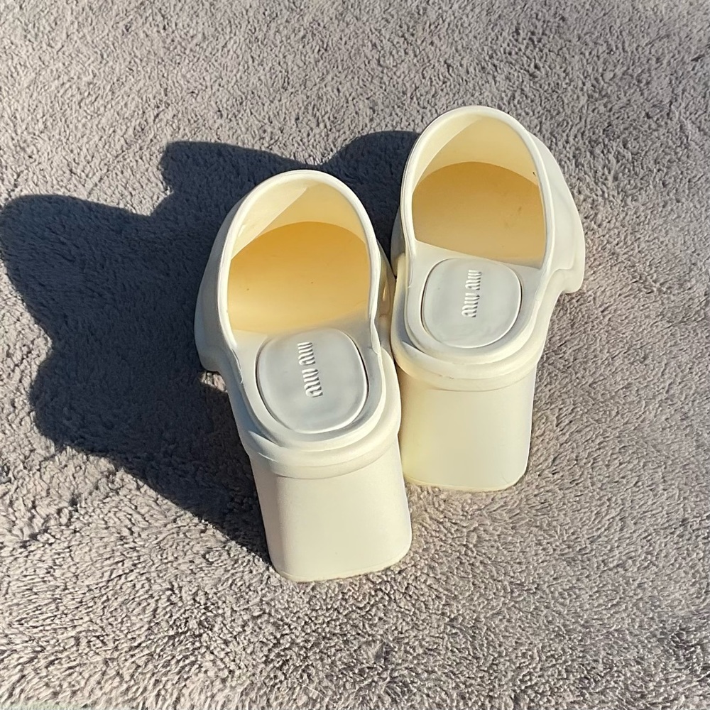 MIU MIU Rubber Mules Sabots size 8 SOLD - Picture 2 of 7